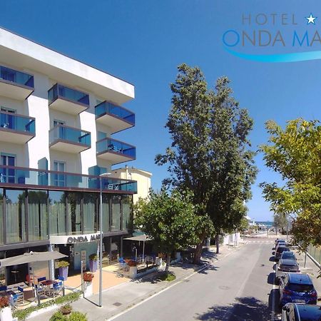 Hotel Onda Marina Misano Adriatico Exterior foto