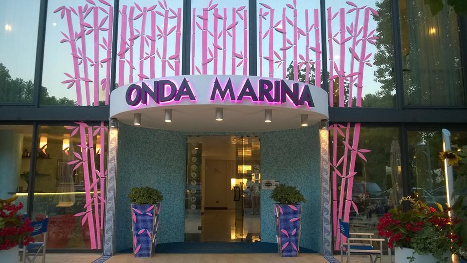 Hotel Onda Marina Misano Adriatico Exterior foto